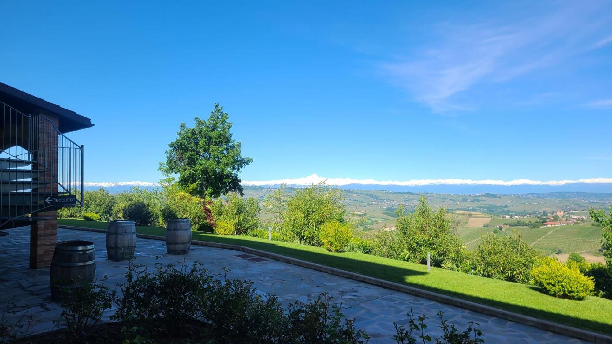 Casa Castella - Adults Only - Langhe Villa Diano d'Alba Exterior photo