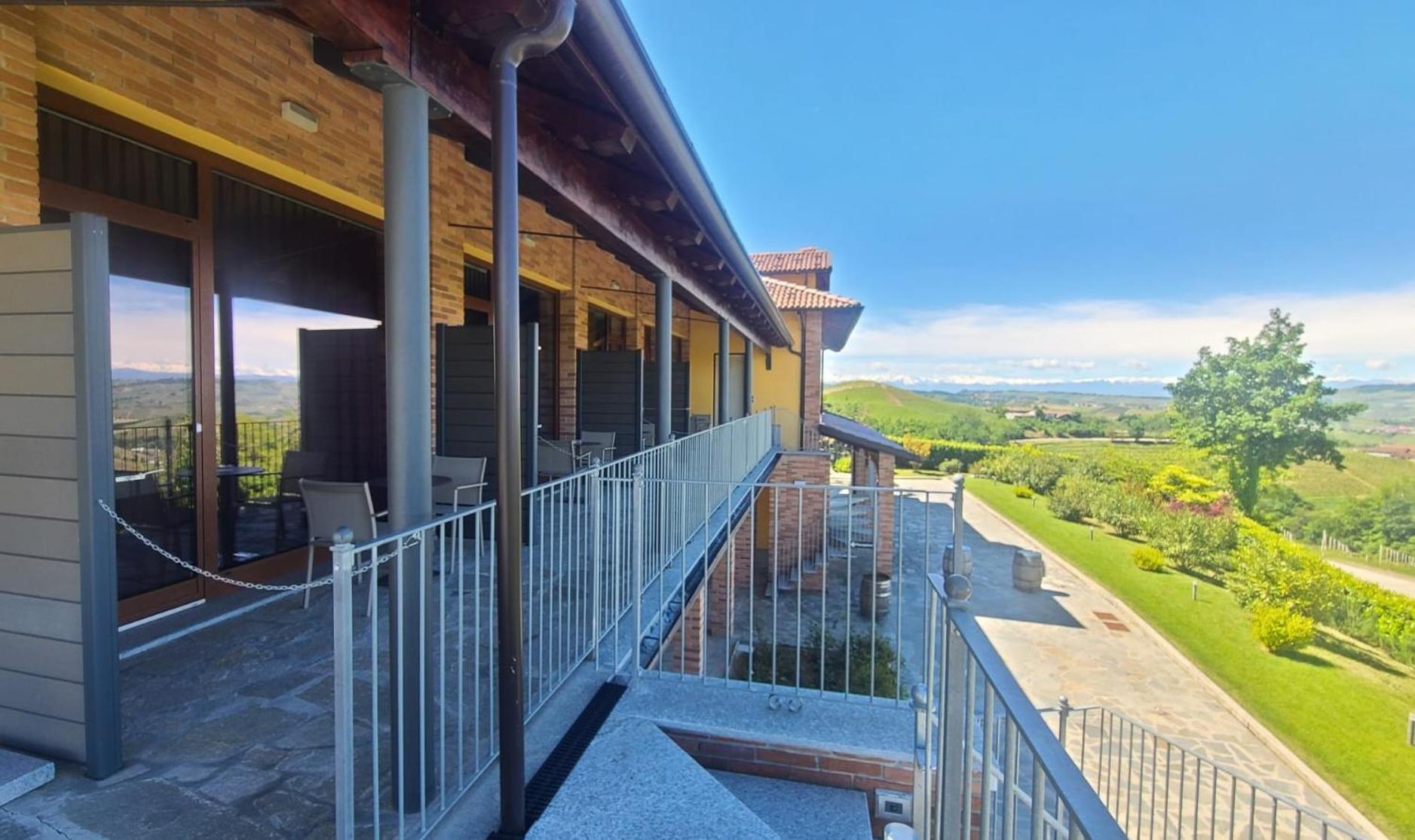 Casa Castella - Adults Only - Langhe Villa Diano d'Alba Exterior photo